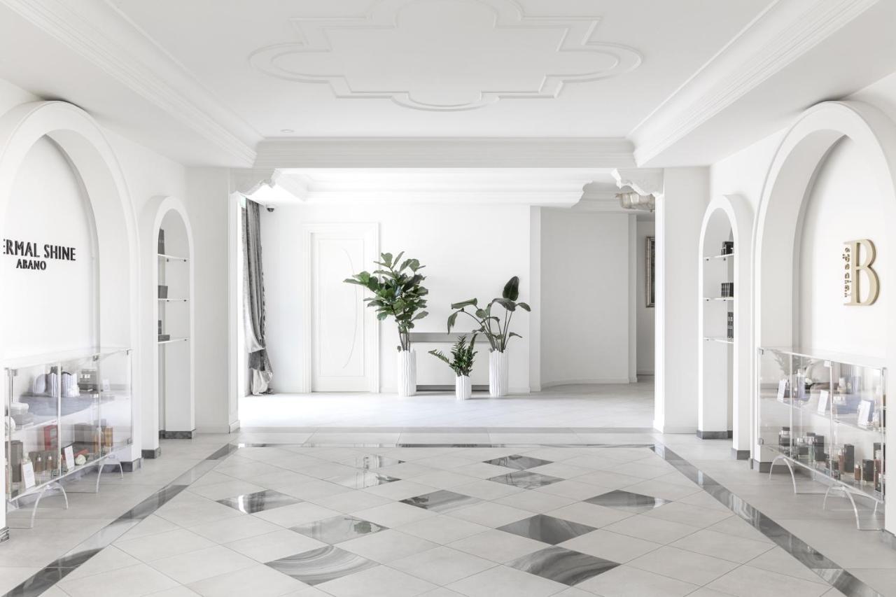 Grand Hotel Trieste & Victoria Abano Terme Bagian luar foto Interior of the museum